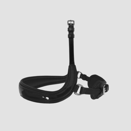 Wechselnasenriemen für mehr Jochbeinfreiheit mit Lackleder